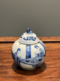 Een Chinese blauw-witte 'Lange Lijzen' theebus en deksel, conische schelp merk, Kangxi