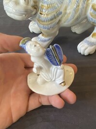 Een Japanse koro in de vorm van een man op een tijger, Hirado, Edo, 19e eeuw