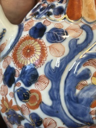 Verseuse de type 'aftaba' en porcelaine de Chine de style Imari pour le march&eacute; islamique, Kangxi