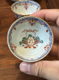 Een verzameling van 23 Chinese koppen en schotels, Kangxi/Qianlong