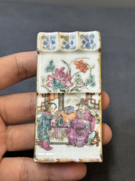 Porte-pinceaux en porcelaine de Chine famille rose, 19&egrave;me
