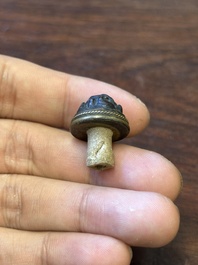 Trois tabati&egrave;res en verre peint &agrave; l'int&eacute;rieur, Chine, 20&egrave;me