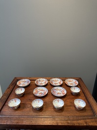 Een verzameling van 23 Chinese koppen en schotels, Kangxi/Qianlong