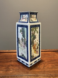 Een zeldzame Chinese ruitvormige Canton famille rose 'visser, houthakker, boer en geleerde 漁樵耕讀圖' vaas, Qianlong