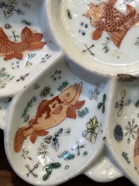 Rare assiette &agrave; mendiants en porcelaine de Chine wucai &agrave; d&eacute;cor de poisson, Kangxi
