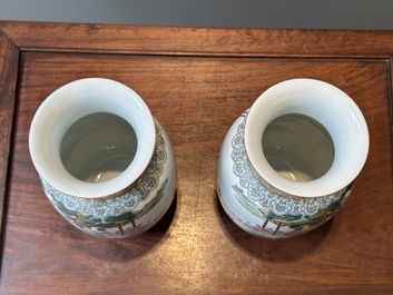 Paire de beaux vases de forme lanterne en porcelaine de Chine famille rose &agrave; d&eacute;cor des 'cent gar&ccedil;ons', marque Yan Xi Tong He 燕囍同和, R&eacute;publique