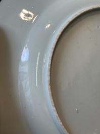 Five Chinese famille rose plates with floral design, Yongzheng/Qianlong