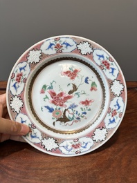 Five Chinese famille rose plates with floral design, Yongzheng/Qianlong