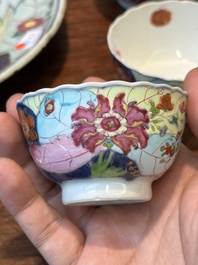 Collection de sept pi&egrave;ces en porcelaine de Chine famille rose &agrave; d&eacute;cor de feuilles de tabac, Qianlong