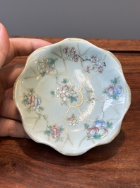 Une collection vari&eacute;e de huit pi&egrave;ces en porcelaine de Chine famille rose, 18/19&egrave;me