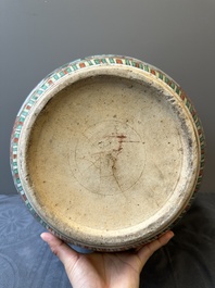 A Chinese famille verte jardiniere, 19th C.