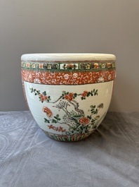A Chinese famille verte jardiniere, 19th C.