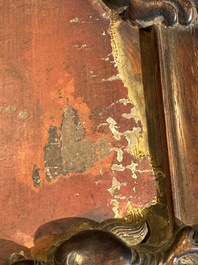 Plaque en bois huali en laque noire et rouge &agrave; inscription 'Hui Su Xin 會素心' et &agrave; d&eacute;cor dor&eacute;, marque et peut-&ecirc;tre &eacute;poque de Kangxi