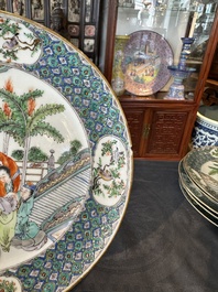 Zeven Chinese Canton famille verte borden met figuratief decor, 19e eeuw