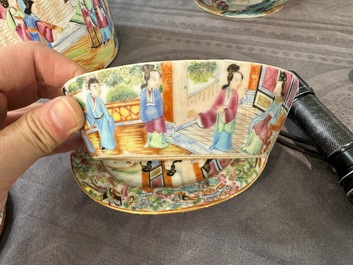 A very extensive Chinese Canton famille rose 81-piece dinner service, 19th C.