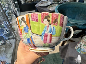 A very extensive Chinese Canton famille rose 81-piece dinner service, 19th C.