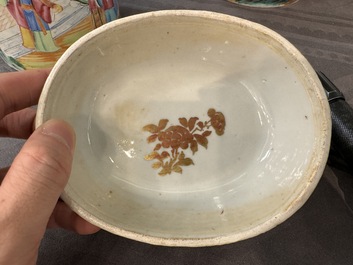 A very extensive Chinese Canton famille rose 81-piece dinner service, 19th C.