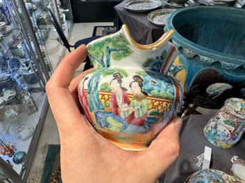 A very extensive Chinese Canton famille rose 81-piece dinner service, 19th C.