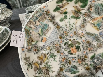 Een zeldzaam 30-delig KPM porseleinen servies met Cantonees famille verte beschildering, China en Duitsland, 19e eeuw