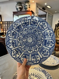 Four Chinese blue and white dishes with floral design, Kangxi/Yongzheng