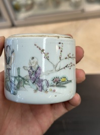 Collection vari&eacute;e en porcelaine de Chine famille rose et qianjiang cai, 19/20&egrave;me