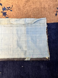 A Chinese gold- and silver-thread-embroidered silk cloth with dragons, Qing