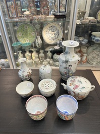 Collection vari&eacute;e en porcelaine de Chine famille rose et qianjiang cai, 19/20&egrave;me