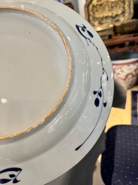 Four Chinese blue and white dishes with floral design, Kangxi/Yongzheng