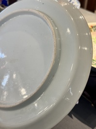Plat en porcelaine de Chine en bleu et blanc &agrave; d&eacute;cor de 'Wang Xizhi 王羲之', Yongzheng
