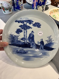 Plat en porcelaine de Chine en bleu et blanc &agrave; d&eacute;cor de 'Wang Xizhi 王羲之', Yongzheng