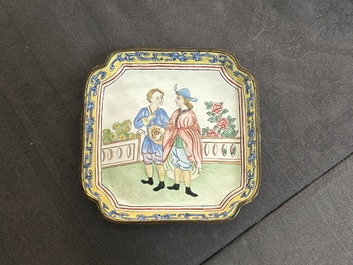 Three Chinese Canton enamel saucers and a bowl, Shangxin 赏心 mark, Yongzheng/Qianlong