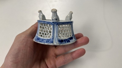 Five Chinese blue and white salts and a sprinkler with copper mounts, Kangxi/Jiaqing