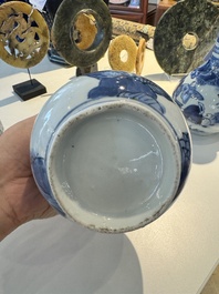 Two pairs of Japanese blue and white vases with figures in a landscape, Edo, 17th C.