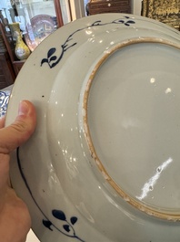 Four Chinese blue and white dishes with floral design, Kangxi/Yongzheng