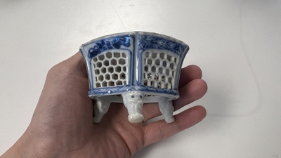 Five Chinese blue and white salts and a sprinkler with copper mounts, Kangxi/Jiaqing