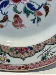 Drie Chinese verte-Imari 'Stanislaw' borden en vijf famille rose borden,  Kangxi/Yongzheng