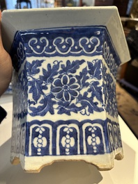 Two Chinese qianjiang cai hat stands, a blue and white jardiniere on stand, a famille rose vase and a covered vase, 19/20th C.