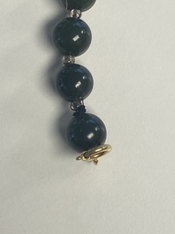 Collection vari&eacute;e de 16 pi&egrave;ces de bijoux et bo&icirc;tes, dont du jade, de l'or et de l'argent, Chine, 19&egrave;me