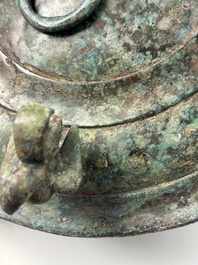 A rare Chinese archaic silver-inlaid bronze cosmetic box and cover, 'lian', Western Han