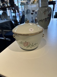 A Chinese famille rose covered bowl, a vase and a blue and white celadon-ground jar, 19/20th C.