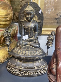 Bouddha Shan en bronze avec traces de dorure, Birmanie, 16/17&egrave;me
