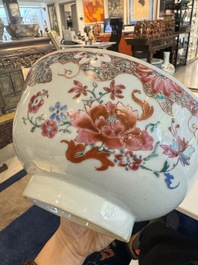 A Chinese famille rose bowl and a covered tureen, Yongzheng/Qianlong