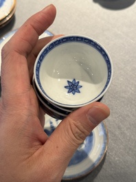 12 Chinese blue and white cups and 13 saucers, including capucin-brown glazed, Kangxi/Qianlong