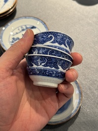 12 Chinese blue and white cups and 13 saucers, including capucin-brown glazed, Kangxi/Qianlong