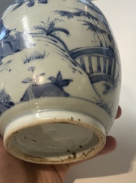 Een Chinese blauw-witte vaas met een geleerde, Ming