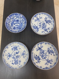 Een paar Chinese famille rose schotels, drie blauw-witte borden en een kraakporseleinen 'klapmuts' kom, Wanli en Qianlong