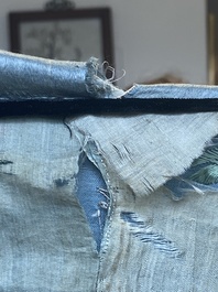 A Chinese embroidered silk skirt and a women's summer robe, 18th/19th C.