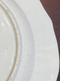 A porcelain Kakiemon-style plate, France, Chantilly, 18th C.