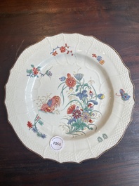 A porcelain Kakiemon-style plate, France, Chantilly, 18th C.