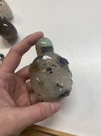 Neuf tabati&egrave;res en agate, Chine, 19/20&egrave;me
